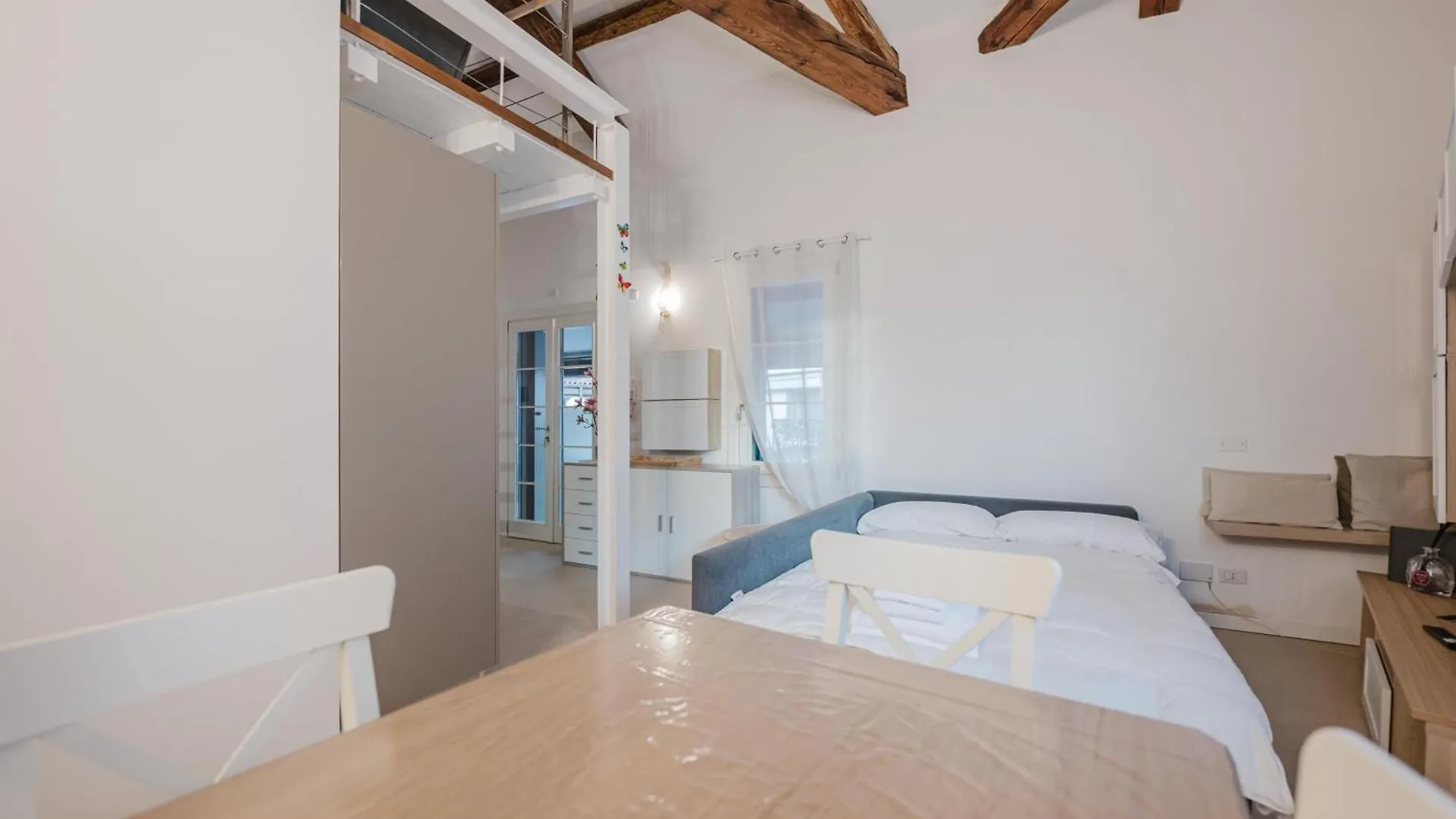 Casa Dell'Aquila - Murano - 10 Min From Venice - Wifi