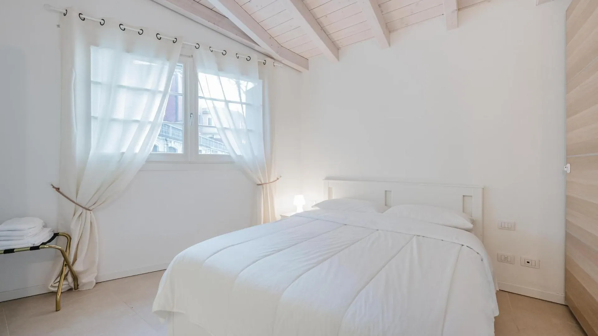 Casa Dell'Aquila - Murano - 10 Min From Venice - Wifi