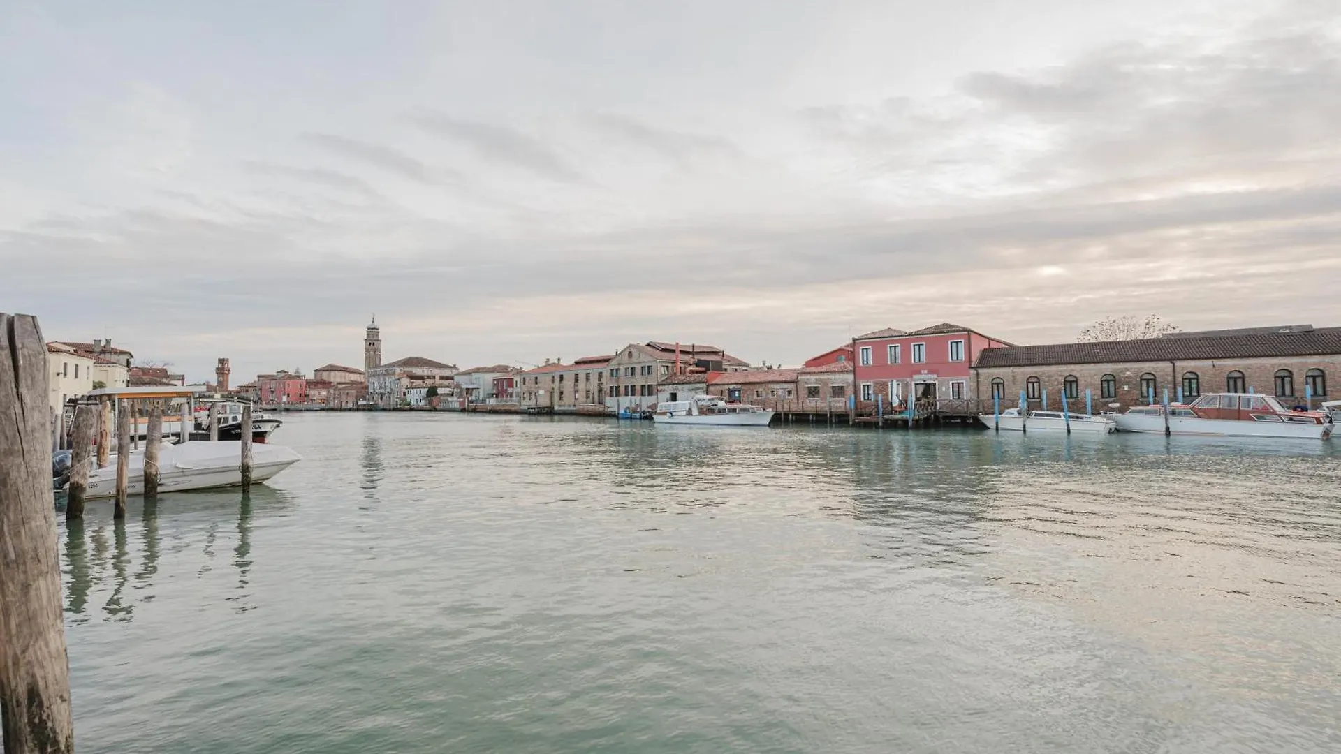 Casa Dell'Aquila - Murano - 10 Min From Venice - Wifi Διαμέρισμα